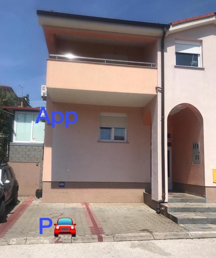 Apartment Dama Blizina Amfiteatra I Bus Kolodvora ,privatan Parking ,self-check- In Pula